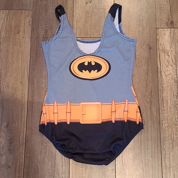 Batman Bodysuit - Picture 4 of 6